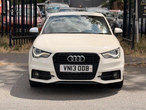 Audi A1 2.0 TDI Black Edition Sportback Euro 5 (s/s) 5dr 11