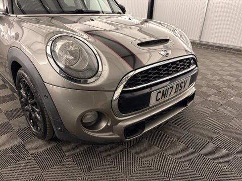 Mini Hatch 2.0 Cooper S Euro 6 (s/s) 5dr 40