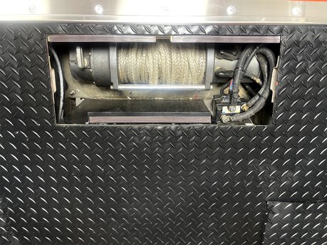 Land Rover Defender 90 Custom Build 109