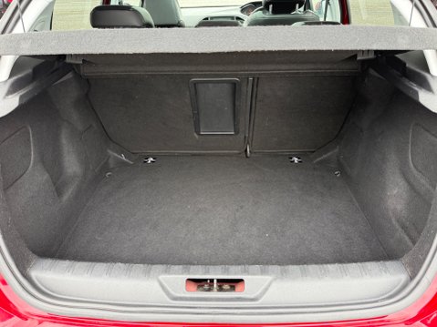 Peugeot 308 E-HDI FELINE 26