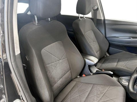 Hyundai BAYON 1.0 T-GDi MHEV Premium SUV 5dr Petrol Hybrid DCT Euro 6 (s/s) (100 ps) 11