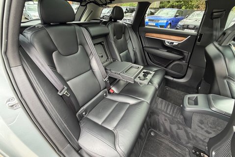 Volvo V90 D5 POWERPULSE INSCRIPTION PRO AWD -PAN ROOF - £6320 OPTIONAL EXTRAS  31