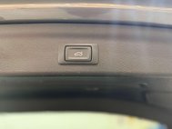 Audi Q3 2.0 TDI 35 S line SUV 5dr Diesel S Tronic Euro 6 (s/s) (150 ps) 43