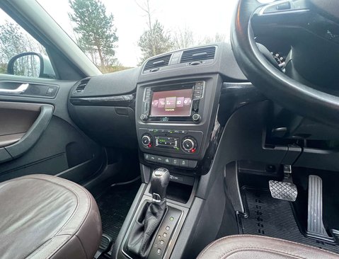 Skoda Yeti 2.0 Yeti Outdoor Laurin & Klement TDI SCR 4x4 Semi-Auto 4WD 5dr 30