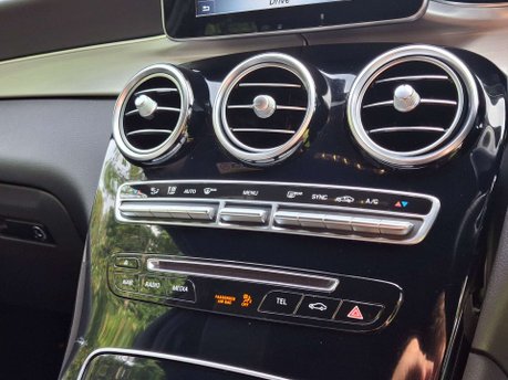 Mercedes-Benz GLC 2.1 GLC 220 D 4Matic AMG Line Auto 4WD 5dr 32