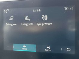 Renault Captur 1.6 Captur Techno E-Tech PHEV Auto 5dr 38