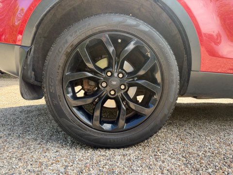 Land Rover Discovery Sport 2.0 TD4 HSE Auto 4WD Euro 6 (s/s) 5dr 33