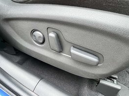 Hyundai TUCSON 1.6 Tucson Premium SE48v MHEV CRDi 2WD Semi-Auto 5dr 68