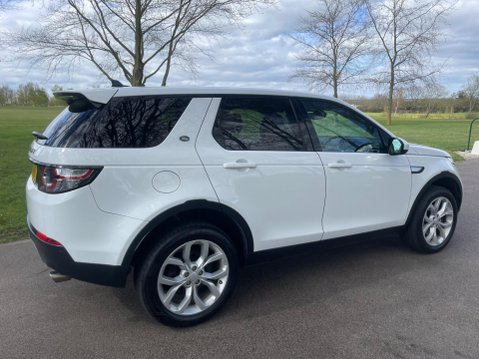 Land Rover Discovery Sport 2.0 TD4 HSE Auto 4WD Euro 6 (s/s) 5dr 8