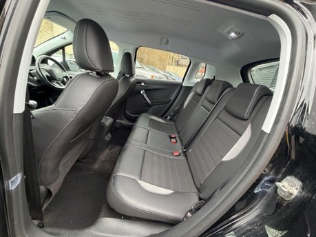 Peugeot 2008 S/S ALLURE 12