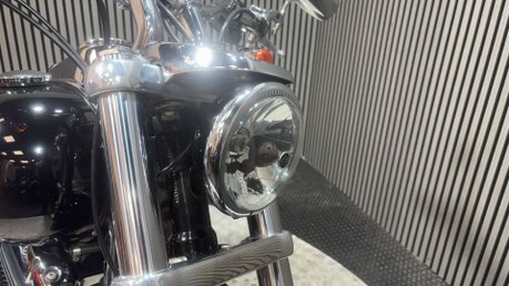Harley-Davidson Dyna 1690 FXDL LOW RIDER 2015 ONLY 15K SPORTS EXHAUST NEW MOT 22