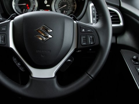 2023 Suzuki s-cross thumbnail 20