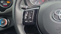 Toyota Yaris 1.5 VVT-i Icon Hatchback 5dr Petrol CVT Euro 6 (111 ps) 33