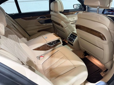BMW 7 Series 3.0 740d xDrive M Sport Auto 4WD 4dr 37