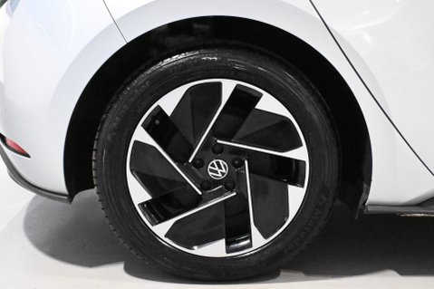 Volkswagen ID.3 Pro Performance 58kWh Life Auto 5dr 110