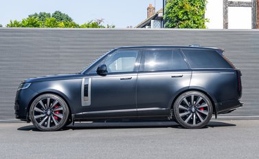 Land Rover Range Rover P530 SV 3