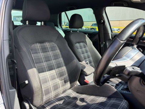 Volkswagen Golf 2.0 Golf GTD Semi-Automatic 5dr *NATIONAL DELIVERY* 10