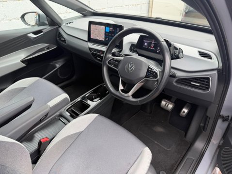 Volkswagen ID.3 Pro Performance 58kWh Family Auto 5dr 44