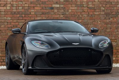 Aston Martin DBS Superleggera 