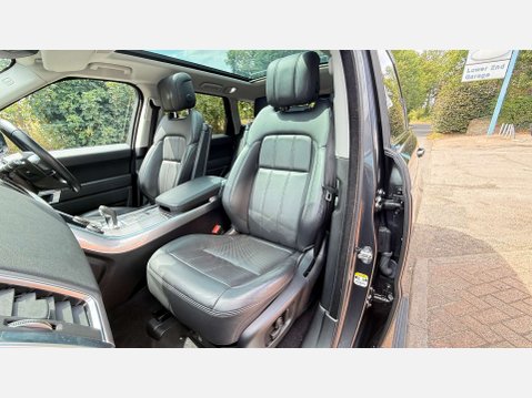 Land Rover Range Rover Sport 2.0 Range Rover Sport HSE Si4 Auto 4WD 5dr 10