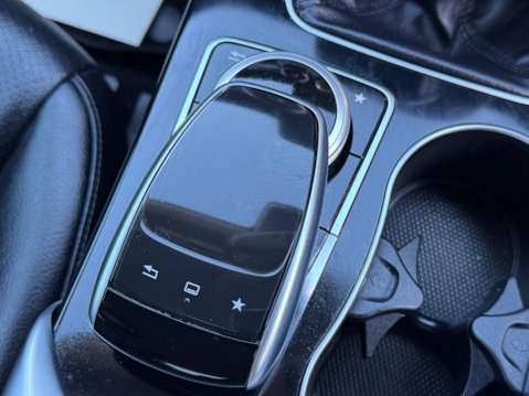 Mercedes-Benz C Class 2.1 C220d SE Euro 6 (s/s) 4dr 33