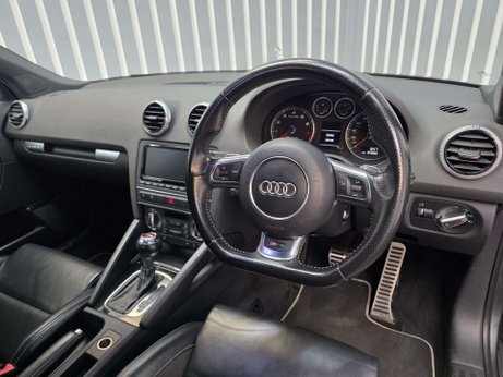 Audi RS3 2.5 TFSI Sportback 5dr Petrol S Tronic quattro Euro 5 (340 ps) 4