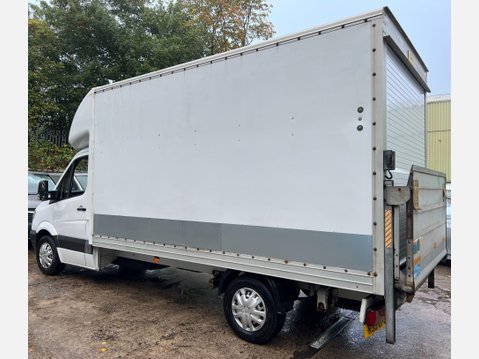 Mercedes-Benz Sprinter 2.1 311 CDI Luton 3dr Diesel Manual RWD L3 (109 bhp) 12