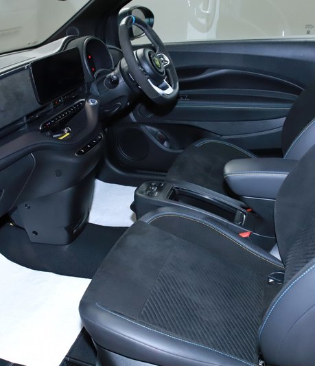 Abarth 500 114kW Turismo 42.2kWh 3dr Auto