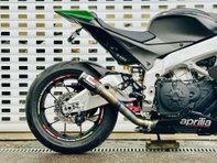Aprilia RSV 1.1 RSV 4 1100 Factory 7