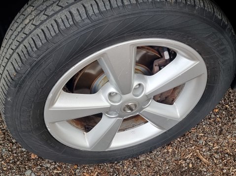 Nissan Qashqai TEKNA Just Serviced New MOT 13