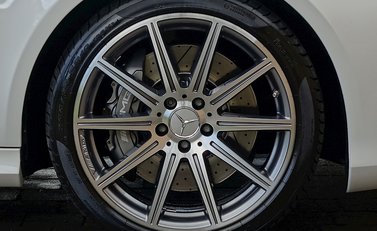 Mercedes-Benz E Class AMG 15