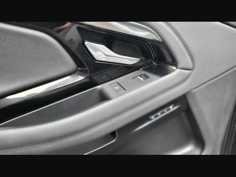 Land Rover Range Rover Evoque R-DYNAMIC S MHEV 21