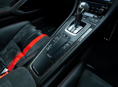 Porsche 911 GT3 (991.2) 19