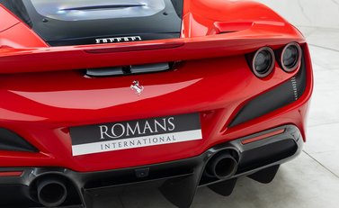 Ferrari F8 Tributo 27