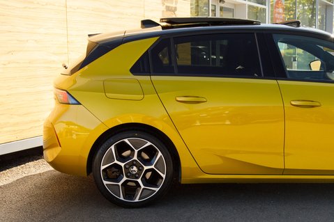 Vauxhall Astra ULTIMATE PHEV 7