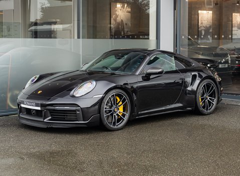 Porsche 911 Turbo S (992) 2