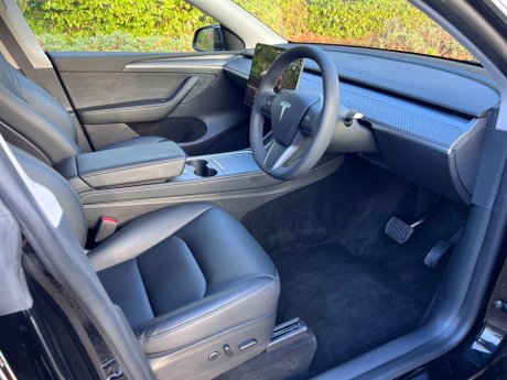 Tesla Model Y (Dual Motor) Long Range Auto 4WDE 5dr 73