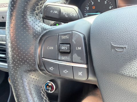 Ford Fiesta 1.0 ST-LINE [SAT NAV] 23