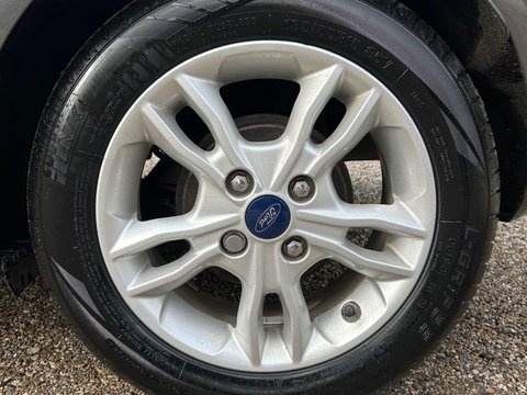 Ford Fiesta 1.25 Zetec Euro 6 5dr 28