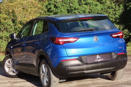 Vauxhall Grandland X 1.2 Turbo GPF SE SUV 5dr Petrol Manual Euro 6 (s/s) (130 ps) 6