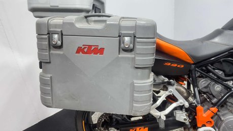 KTM Supermoto 2010 28K GOOD RUNNING PROJECT BIKE FULL LUGGAGE RUNS WELL 990CC 13