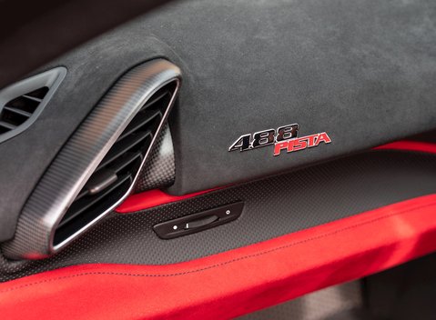 Ferrari 488 Pista 20