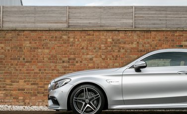 Mercedes-Benz C Class C63 Coupe 24