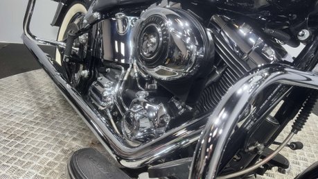 Harley-Davidson Softail HARITAGE FLSTC 1690 2013 CUSTOM BUILD SHOW BIKE LOW CRUISER 38