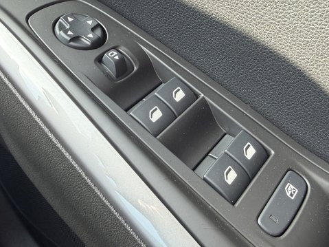 Vauxhall Grandland 1.2 Hybrid [136] Ultimate 5dr e-DCT6 34
