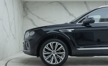 Bentley Bentayga V8 AZURE 40
