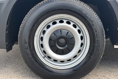 Volkswagen Crafter CR35 L2 H2 177 ps Tdi Trendline DSG 33