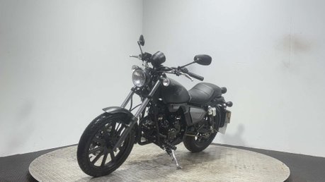 Keeway K-Light 125 2023 475 MILES VERY CLEAN NEW MOT SERVICED CRUISER BIKE 125CC 4