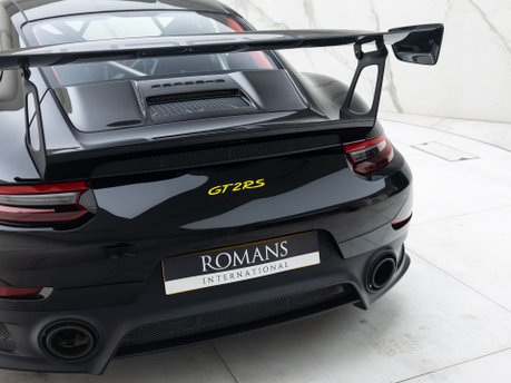 Porsche 911 (991) GT2 RS Weissach