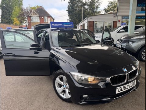 BMW 3 Series 2.0 320d ED EfficientDynamics Auto Euro 5 (s/s) 4dr 33